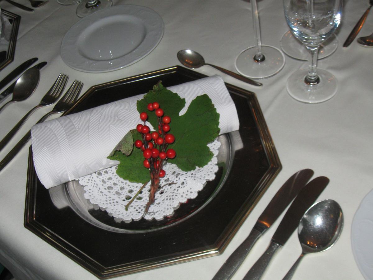 Hotel-Restaurant Lindenhof Kreuzwertheim エクステリア 写真