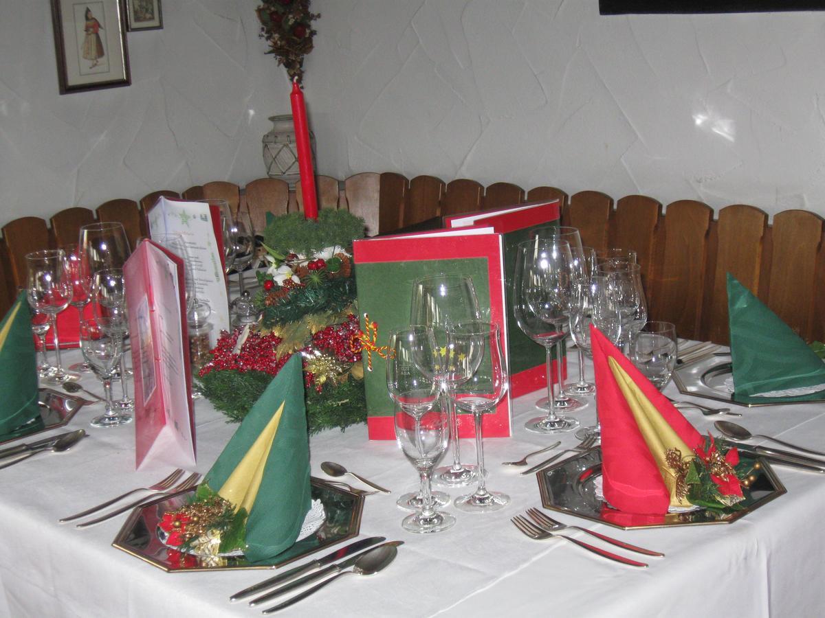 Hotel-Restaurant Lindenhof Kreuzwertheim エクステリア 写真